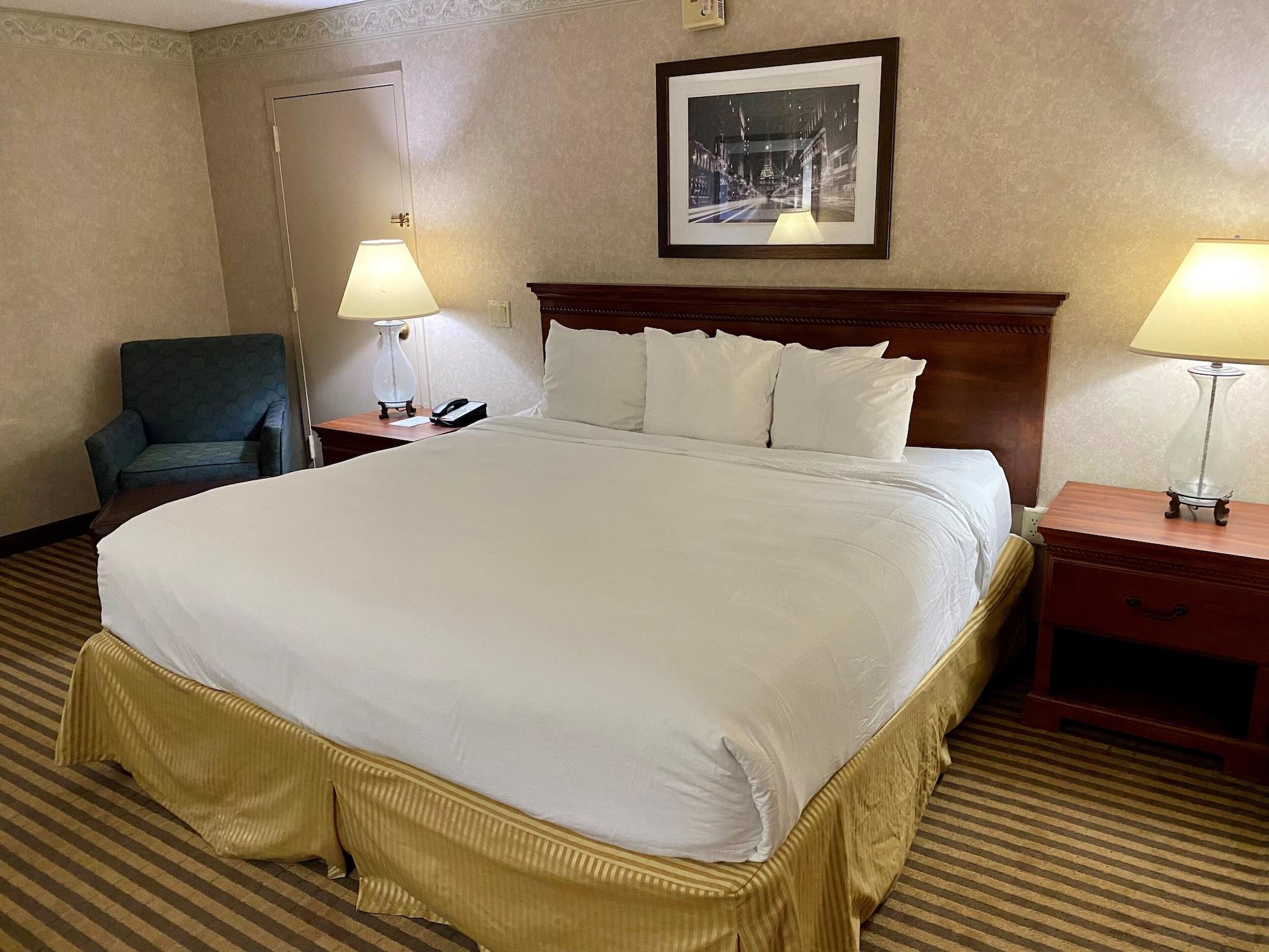 Radisson Philadelphia Northeast Hotel