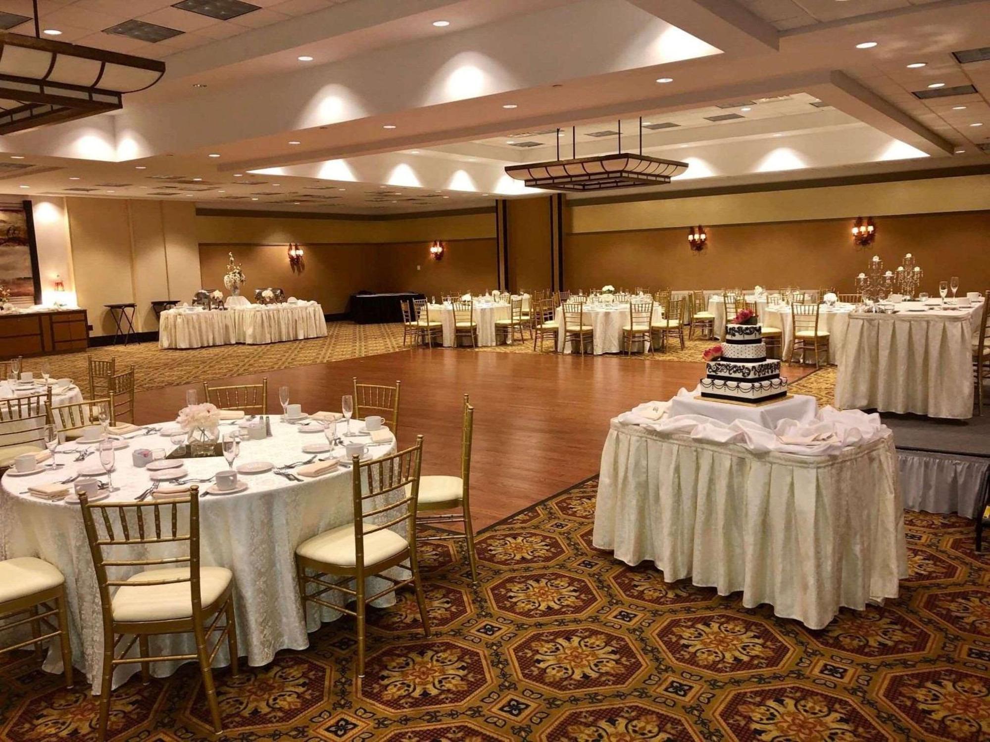 Hotel Radisson Philadelphia Northeast 3*