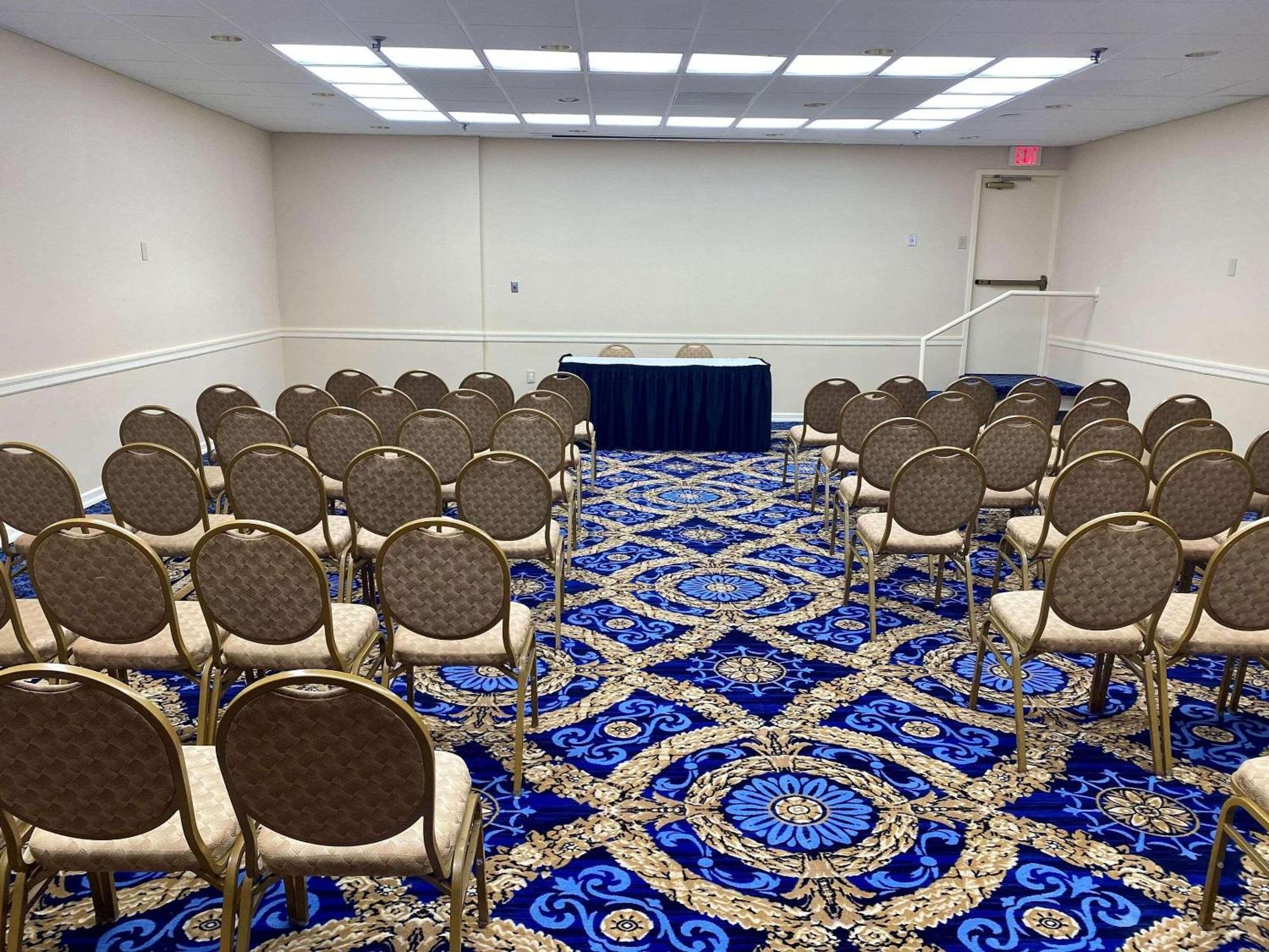 Radisson Philadelphia Northeast Hotel Trevose