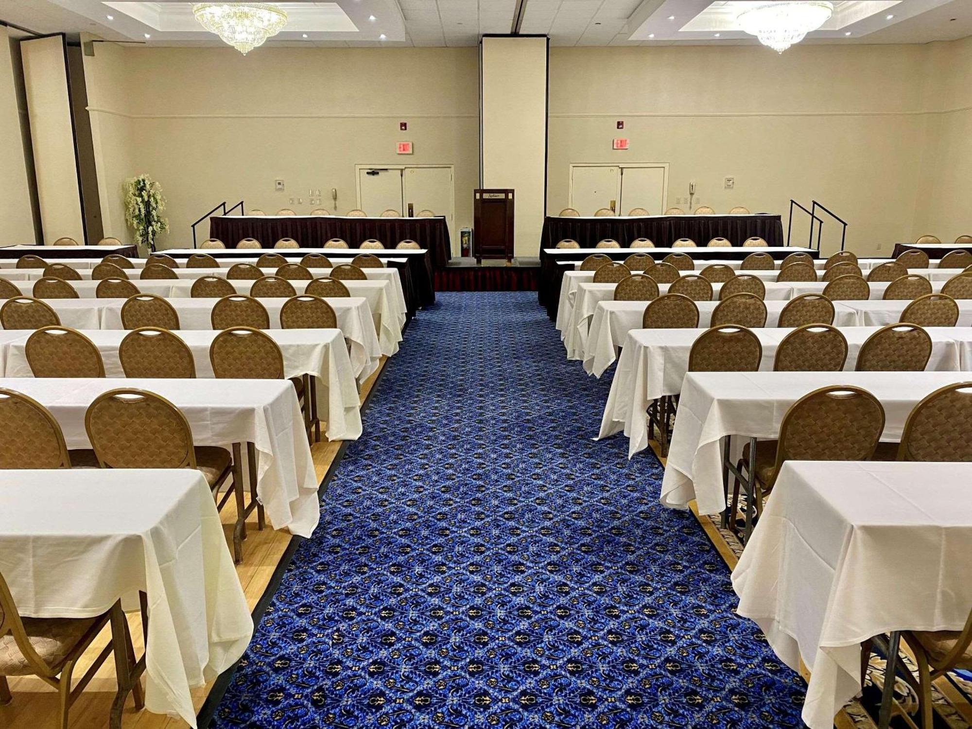 Radisson Philadelphia Northeast Trevose