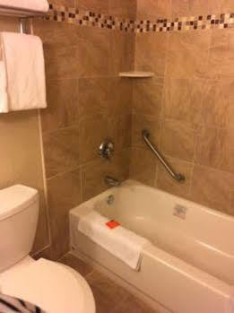 Radisson Philadelphia Northeast 3*