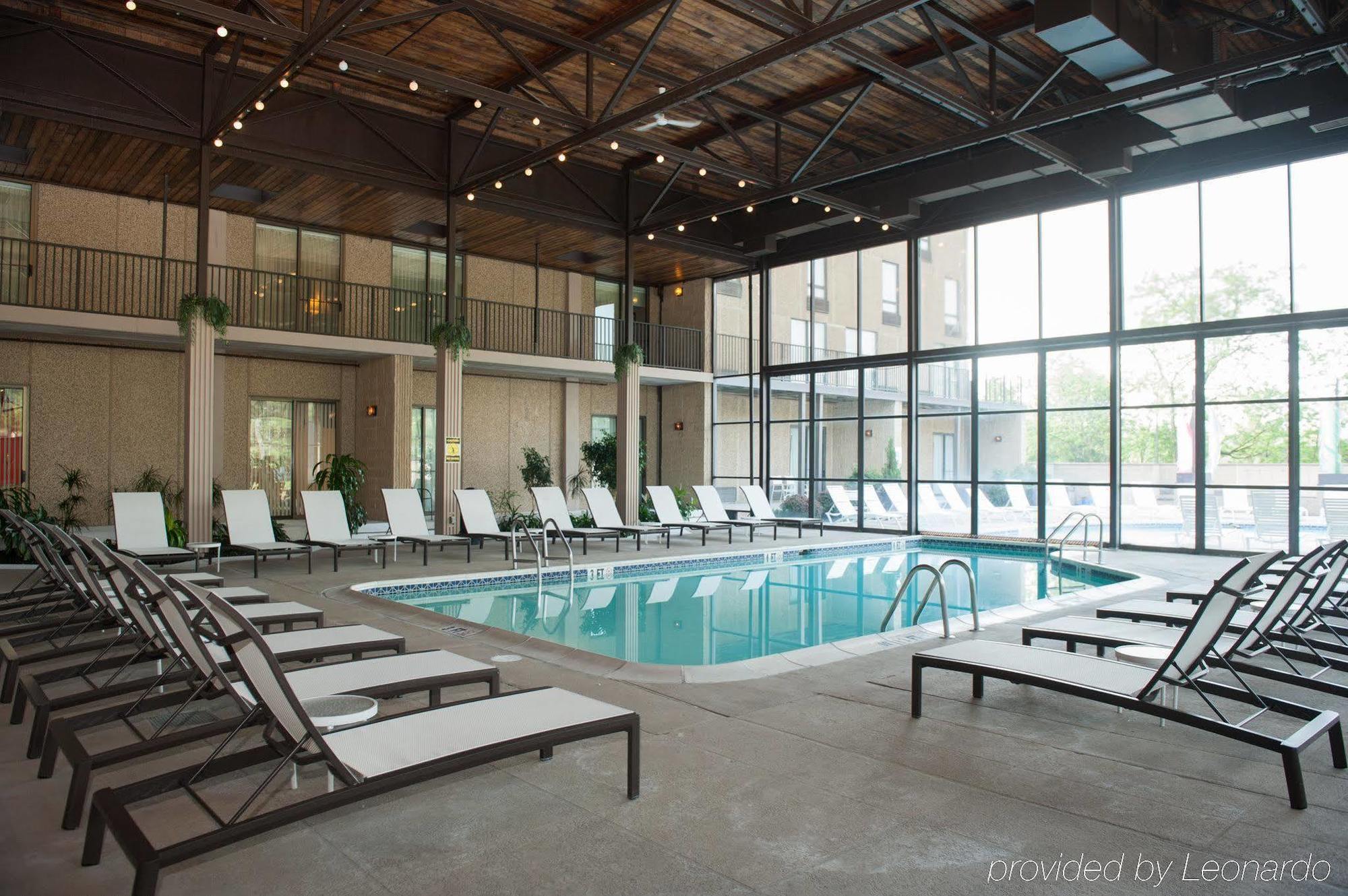 Radisson Philadelphia Northeast 3*