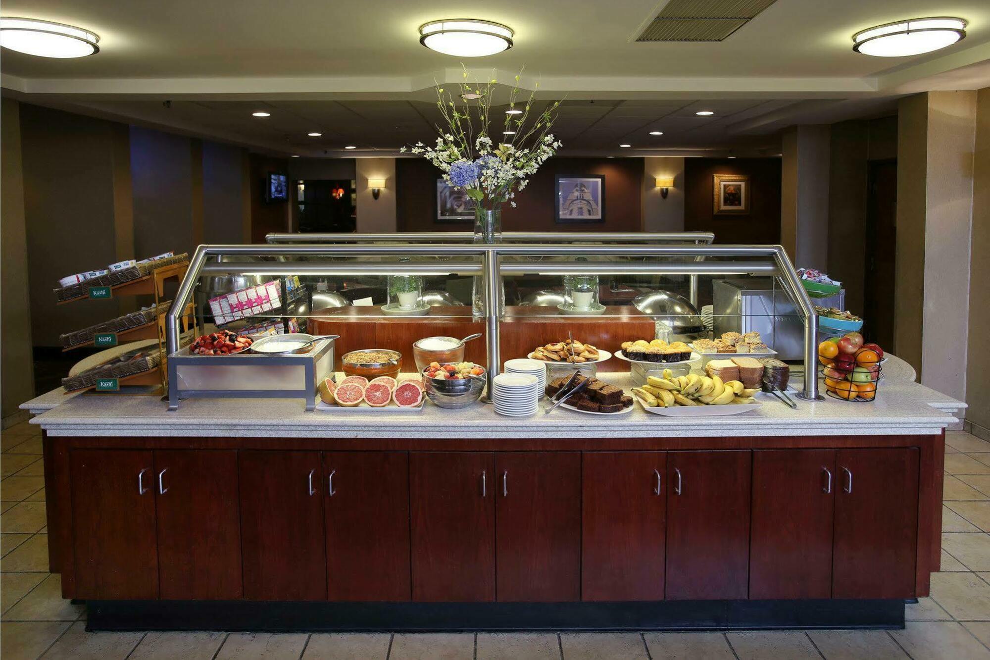 Radisson Philadelphia Northeast 3* Trevose